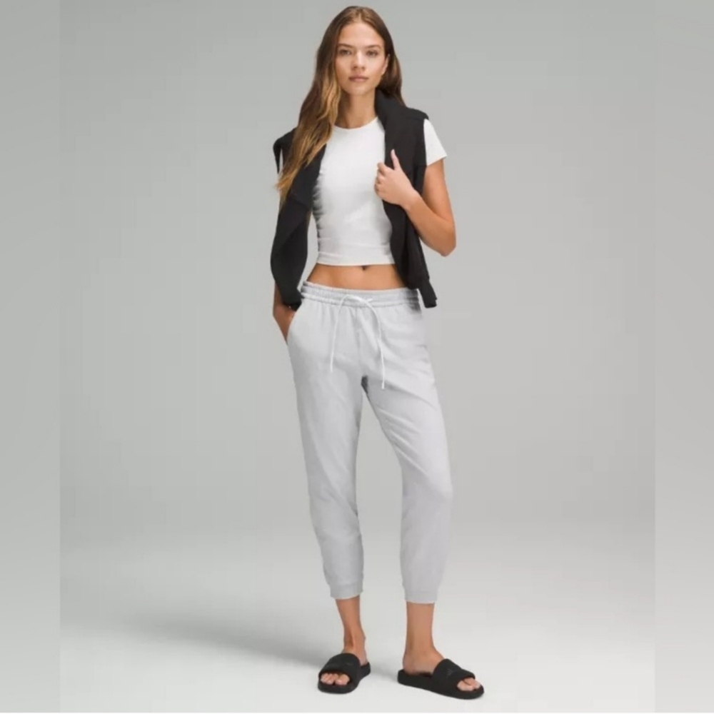 Lululemon Women's Gray Jogger Pants SIZE 10